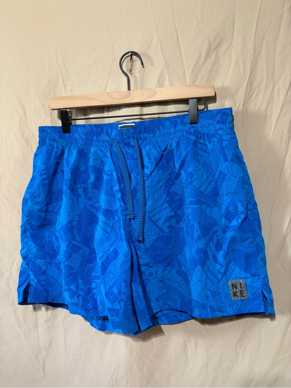 Nike shorts - Picture 1 of 3